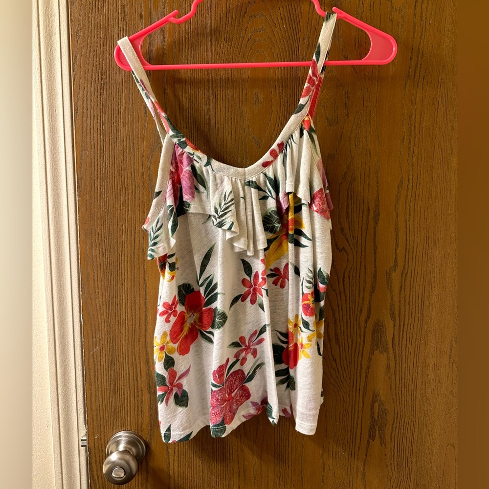 cute tropical tee!!